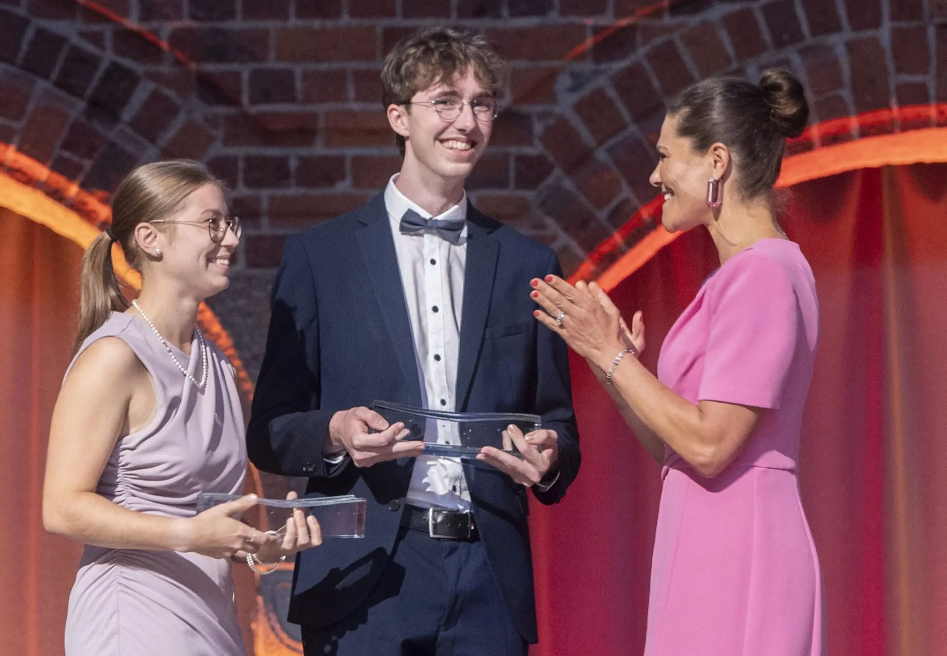 Ruf y Spiller ganan el Stockholm Junior Water Prize 2025; los mexicanos Máximo y Pablo destacan